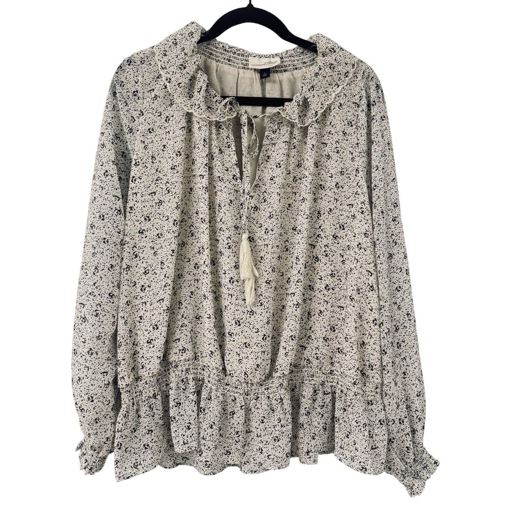 Universal Thread Gray & Cream Ruffled Blouse Tie Neck Peplum Peasant Top L